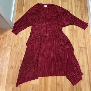 LulaRoe Crimson Shirley